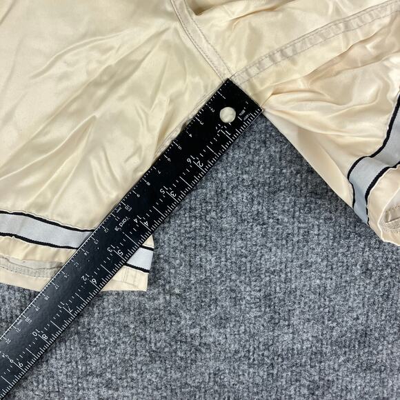 Nike Satin Shorts Mens Size XL Cream Red Swoosh Retro Lightweight Lined 90s - Picture 3 of 11